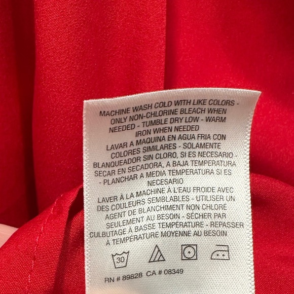 Red Women's Top - Size Medium - Picture 10 of 12